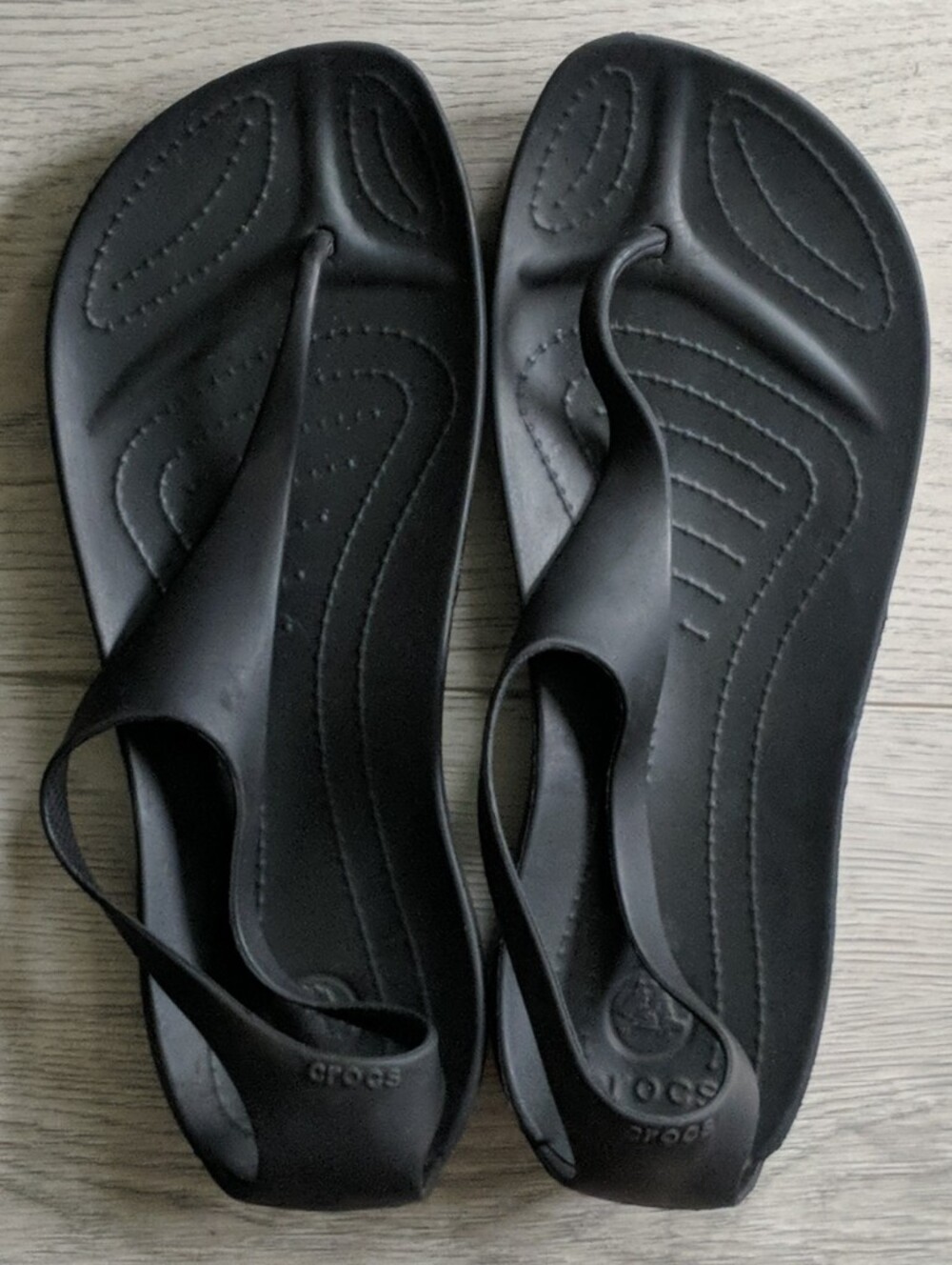 Crocs Serena Sexi FlipFlop Sandals Womens 8 Black Thong Comfort